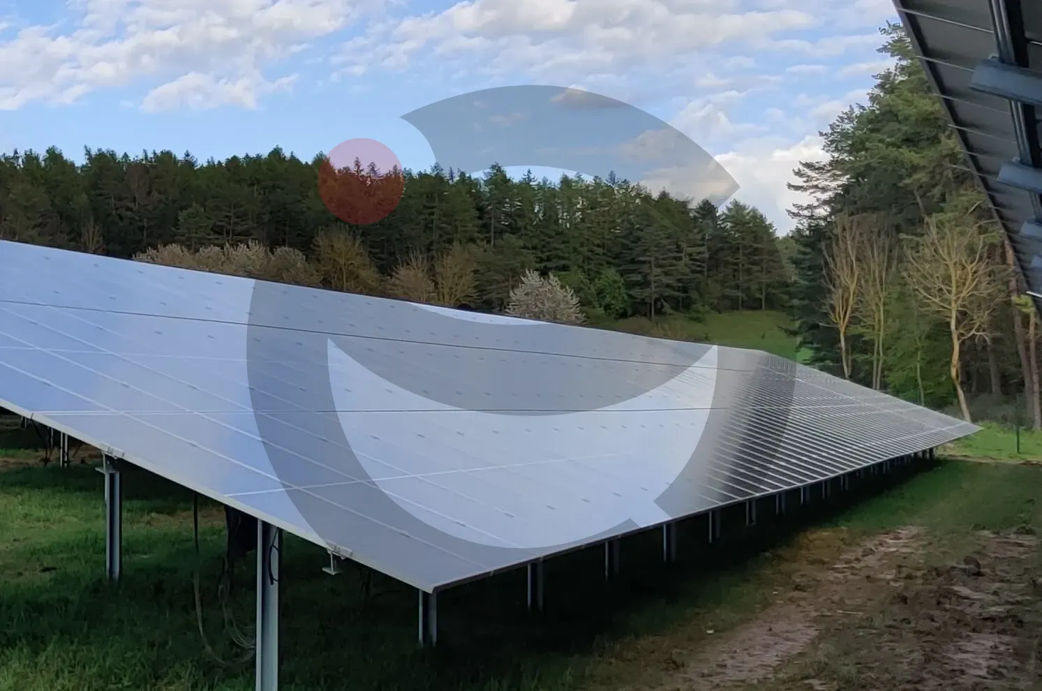 Ground-mounted solar farm substructure and DC string cabling installation